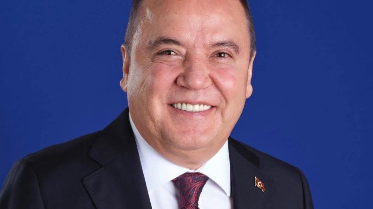 Muhittin Böcek: "Sizi üzecek, başınızı öne eğdirecek hiçbir olayın içinde olmadım"
