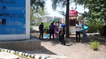 Tartıştığı kişiyi bacağından vurup başında bekleyen şüpheli: "5 bin TL alacağım vardı"