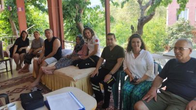 Kemer'de 'Yaşlılarımız yalnız değildir' projesi başladı