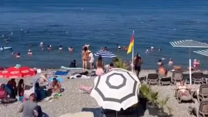 Antalya sahillerinde 'ücretli plaj' tepkisi