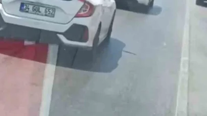 Antalya’da trafikte sıkışan ambulans hastayı güçlükle hastaneye ulaştırdı