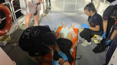 Ayağı kırılan kazazede sahil güvenlik ekipleri tarafından kurtarıldı