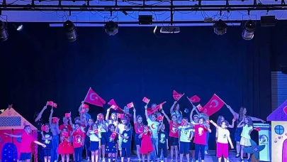 Drama eğitiminden sahneye: Miniklerden "Cüceler Ülkesi" gösterisi