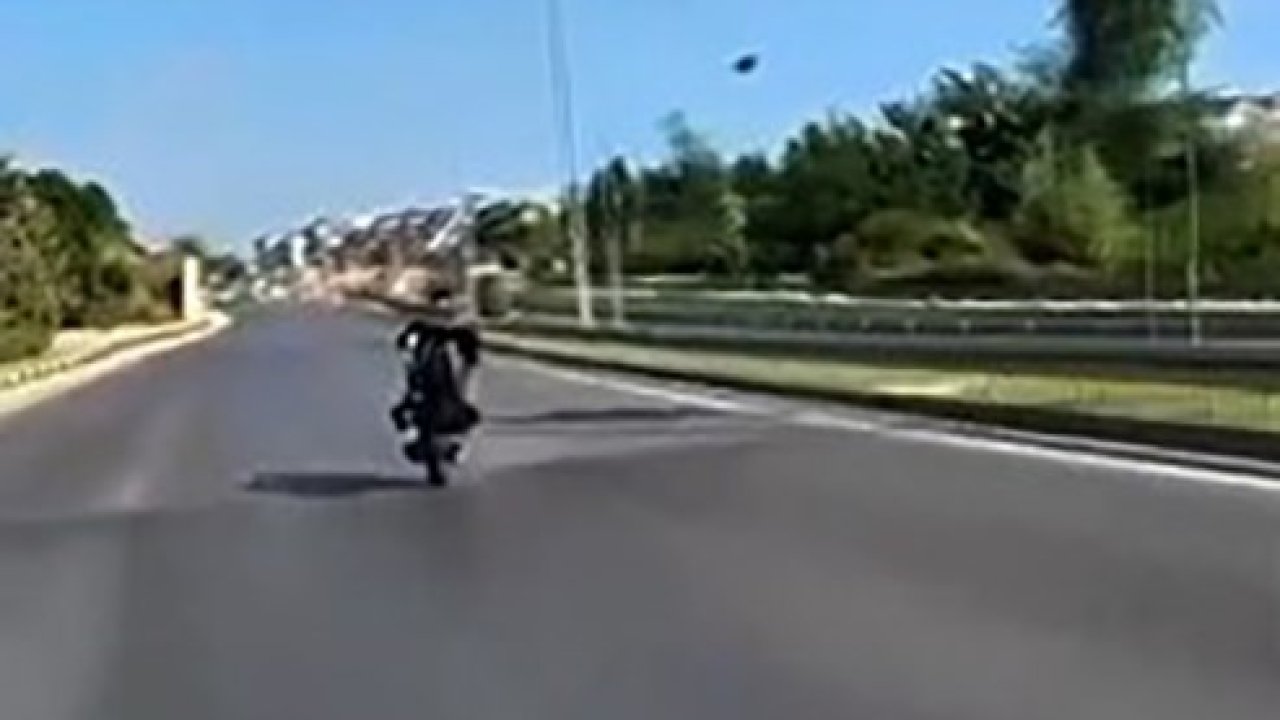 Karayolunda tek teker şov pahalı maloldu