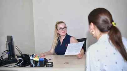 Konyaaltı Belediyesi yeni iş fırsatları için vatandaşları kariyer ofisine davet etti