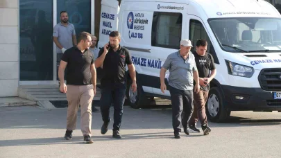 Pastane cinayetinde öldürülen genç kadının cenazesi yakınlarına teslim edildi