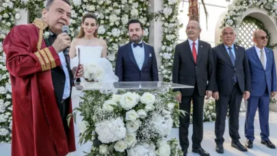 Antalya'da belediyeye yönelik 5'inci dalga 'rüşvet' operasyonunda 20 kişi gözaltına alındı