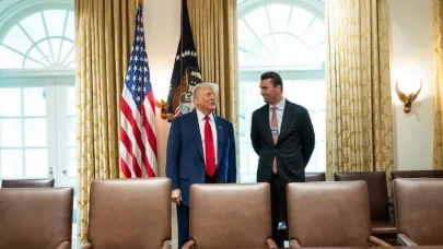 Trump destekçisi aktivist Charlie Kirk, silahlı saldırıda hayatını kaybetti