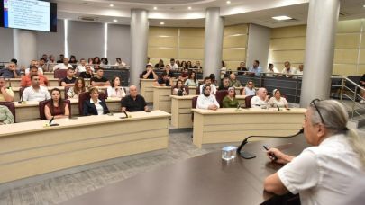 Yaşlı dostu Kepez’den Alzheimer farkındalık eğitimi