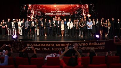 Kepez’in Uluslarası Akdeniz Tiyatro Ödülleri ilk kez sahiplerini buldu