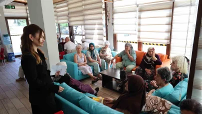 Alzheimer hastaları Mavi Ev’de huzur buluyor