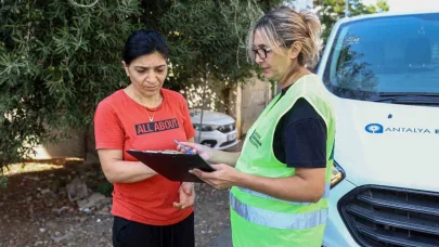 Antalya Büyükşehir’in çölyak hastalarına gıda yardımı sürüyor