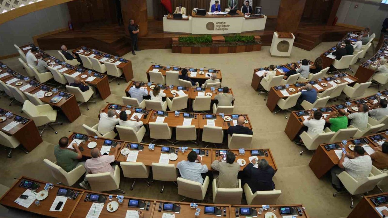 Antalya’da toplu taşıma, okul servis ve kreş ücretlerine zam geldi