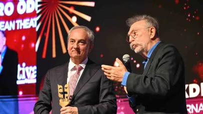 Kepez’in Uluslararası Akdeniz Tiyatro Ödülleri ilk kez sahiplerini buldu