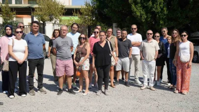 Konyaaltı Doğa Koleji’nin taşınma kararına velilerden tepki