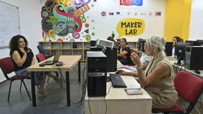Muratpaşa’dan kadınlara dijital çağ eğitimi