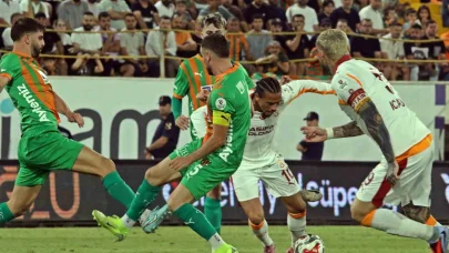 Trendyol Süper Lig: Corendon Alanyaspor: 0 - Galatasaray: 1 (Maç sonucu)