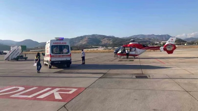 Zatürre teşhisi konulan bebek ambulans helikopterle sevk edildi