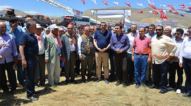 2200 METREDE YÖRÜK ŞÖLENİ