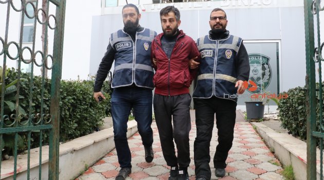27 ayrı işyerine giren elektronik hırsızı yakalandı