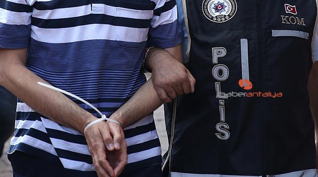 4 yıl hapis cezası ile aranan şahıs Alanya'da yakalandı