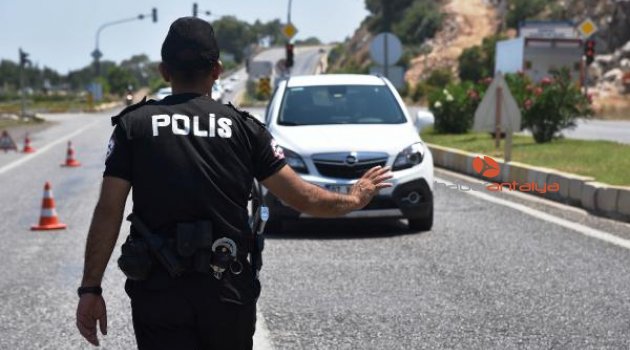 9 günde 3.1 milyon araç, 8 bin uçak