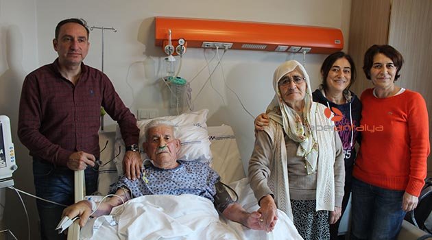 90 yaşında by-pass olan hasta: "İlk iş eşimi alnından öpeceğim"