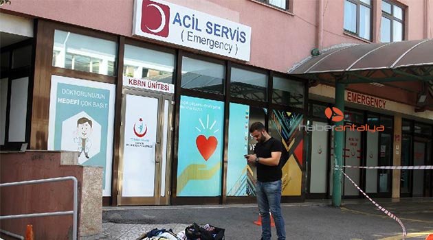 Acil servis önünde çanta paniği