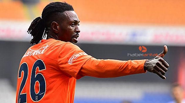 Adebayor: Toplumun bana ihtiyaç duyduğu örnek birey olmak istiyorum