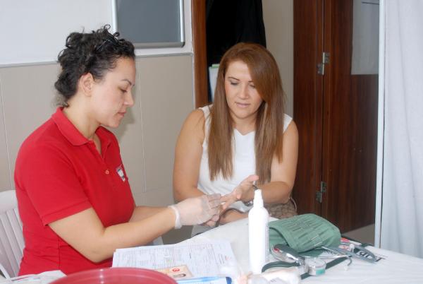ADLİYEDE KAN BAĞIŞI KAMPANYASI