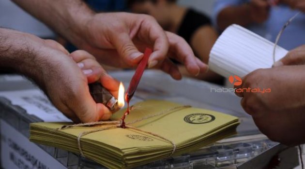Ak Parti Antalya'da 16 ilçede birinci oldu