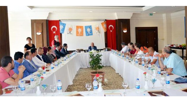 Ak Parti Kemer'de yönetim açıklandı