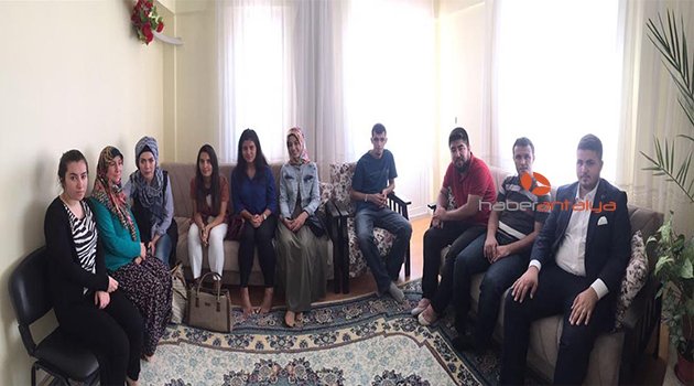 AK PARTİLİ GENÇLERDEN VEFA ÖRNEĞİ