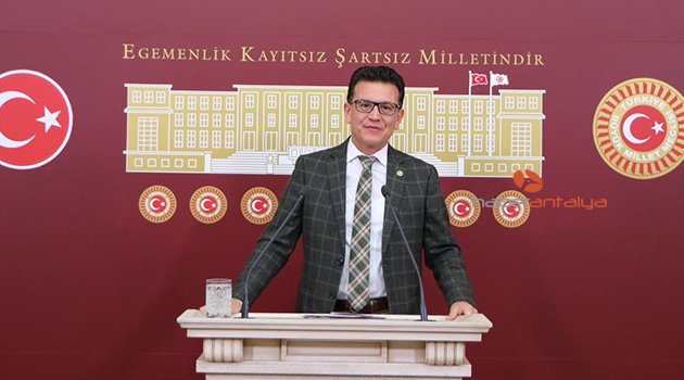 AK Partili Uslu: Sığınmacılar, Avrupa’daki dikenli tel üreticilerini sevindiriyor