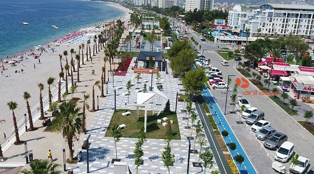 Akdeniz Bulvarı tamamen trafiğe açıldı