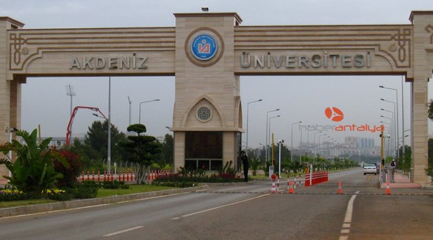 AKDENİZ ÜNİVERSİTESİ'NDE 11 FAKÜLTEYE VEKİL DEKAN ATANDI