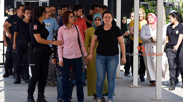 AKDENİZ ÜNİVERSİTESİ'NDE FETÖ'DEN 47 TUTUKLAMA