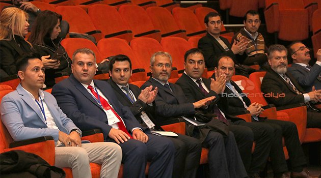 Akdeniz Üniversitesinde teknoloji bağımlılığı konferansı