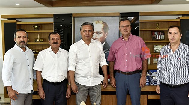 AKEV heyeti Başkan Uysal'ın konuğu