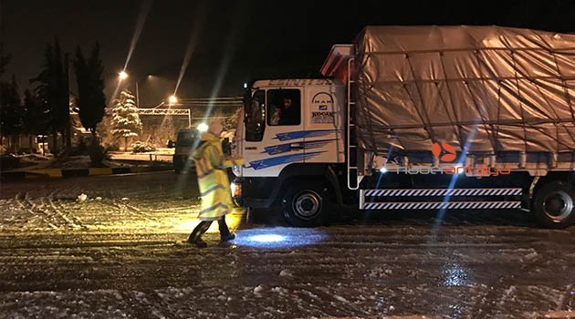 Akseki-Seydişehir karayolunda kar nedeniyle ulaşımda aksamalar meydana geldi