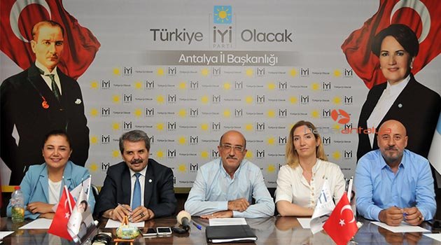 Akşener gelmeden mesajı geldi