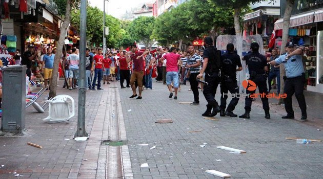 ALANYA’DA 17 GÖZALTI