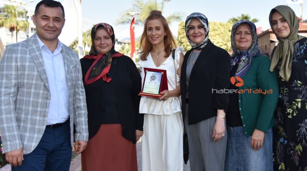 Alanya’da En Güzel Balkon ve Bahçe sahipleri ödüllerini aldı
