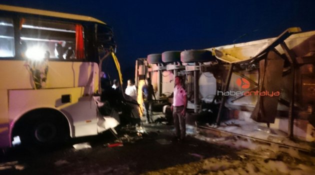 Alanya’da feci kaza: 1 ölü, 11 yaralı