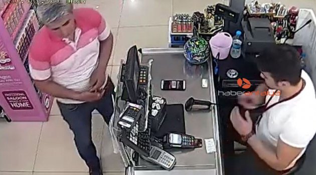 Alanya’daki cep telefonu hırsızlığı güvenlik kamerasında