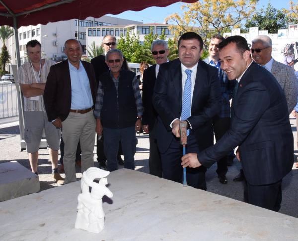 ALANYA TAŞ HEYKEL SEMPOZYUMU BAŞLADI
