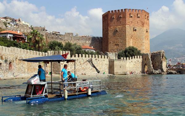 ALANYA'DA DENİZ TEMİZLİĞİ 'WASTEDDİN'e EMANET