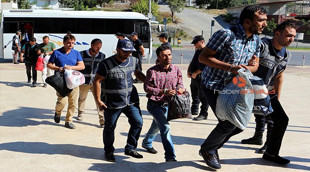 ALANYA'DA FETÖ ŞÜPHELİLERİ ADLİYEDE