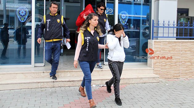 Alanya'da fuhuş operasyonu: 2'si kadın 4 gözaltı