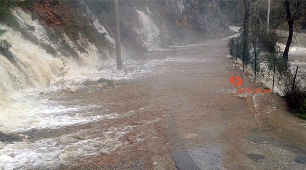 Alanya'da sağanak sonrası heyelan